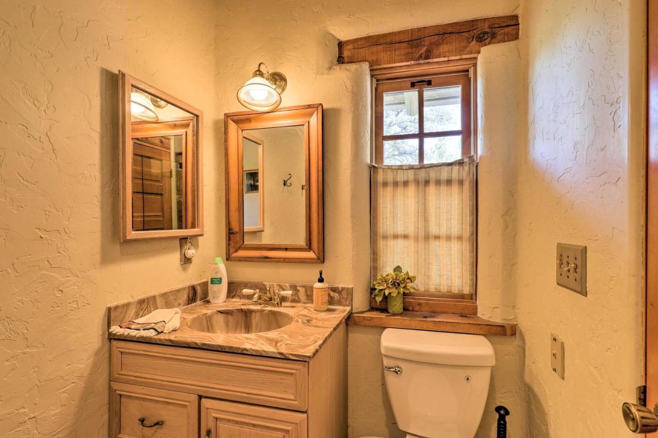 Bright Prescott Studio With Thumb Butte Views! Extérieur photo