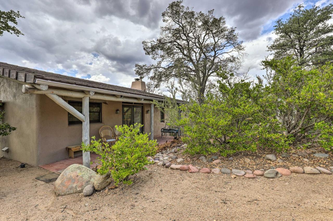Bright Prescott Studio With Thumb Butte Views! Extérieur photo
